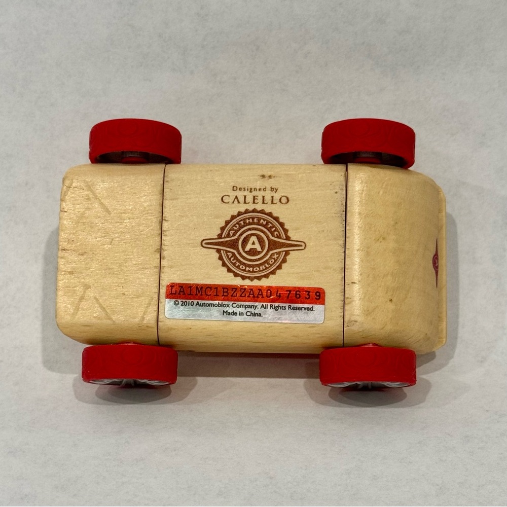 Calello Authentic Automoblox Wooden Toy Car 2010 Heirloom Quality - Picture 5 of 10